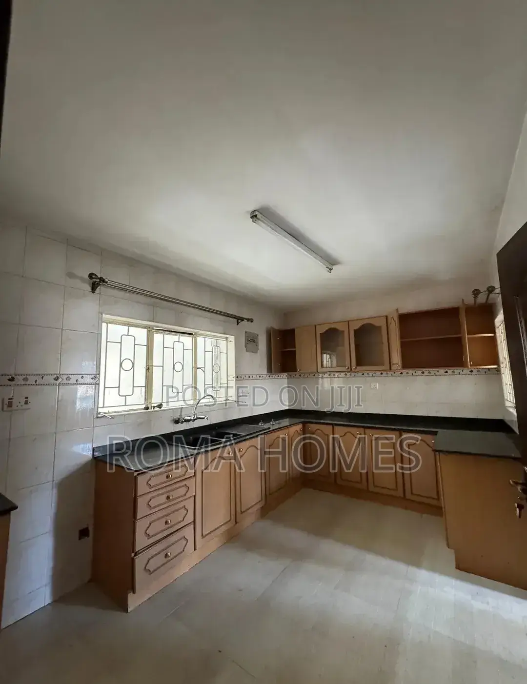 3bdrm Apartment in Kilimani, Nairobi Central for rent