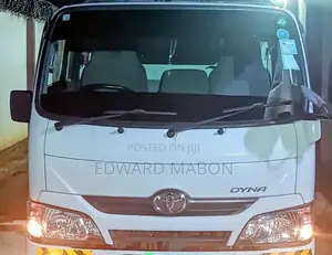 Toyota Dyna 2019 White