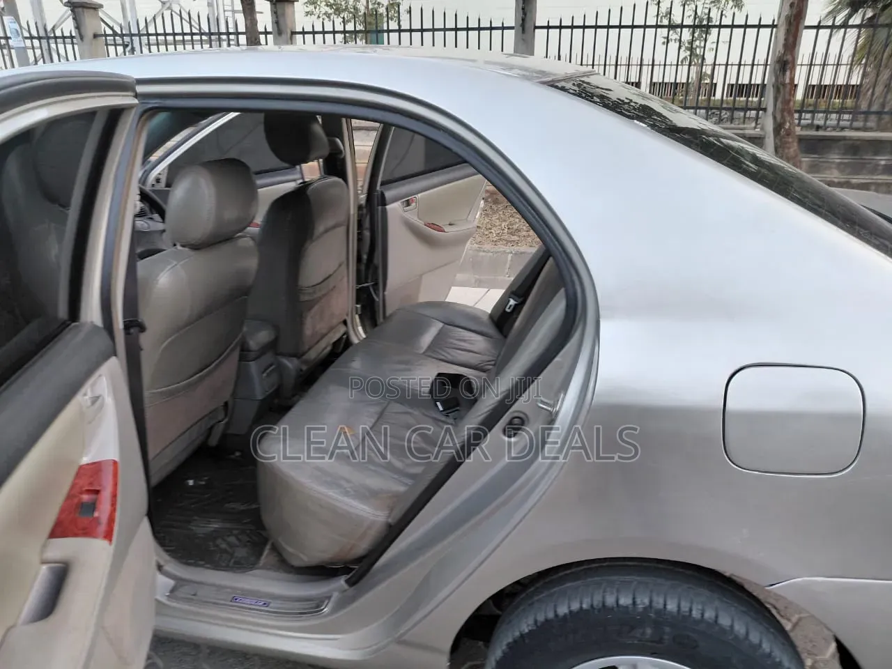 Toyota Corolla 2002 Silver