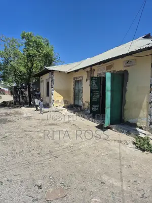 16bdrm Apartment in Bombolulu for sale