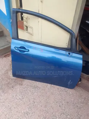 NISSAN NOTE E12 Front Right Door
