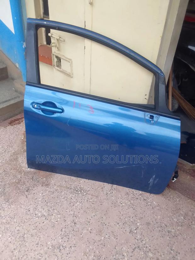 NISSAN NOTE E12 Front Right Door