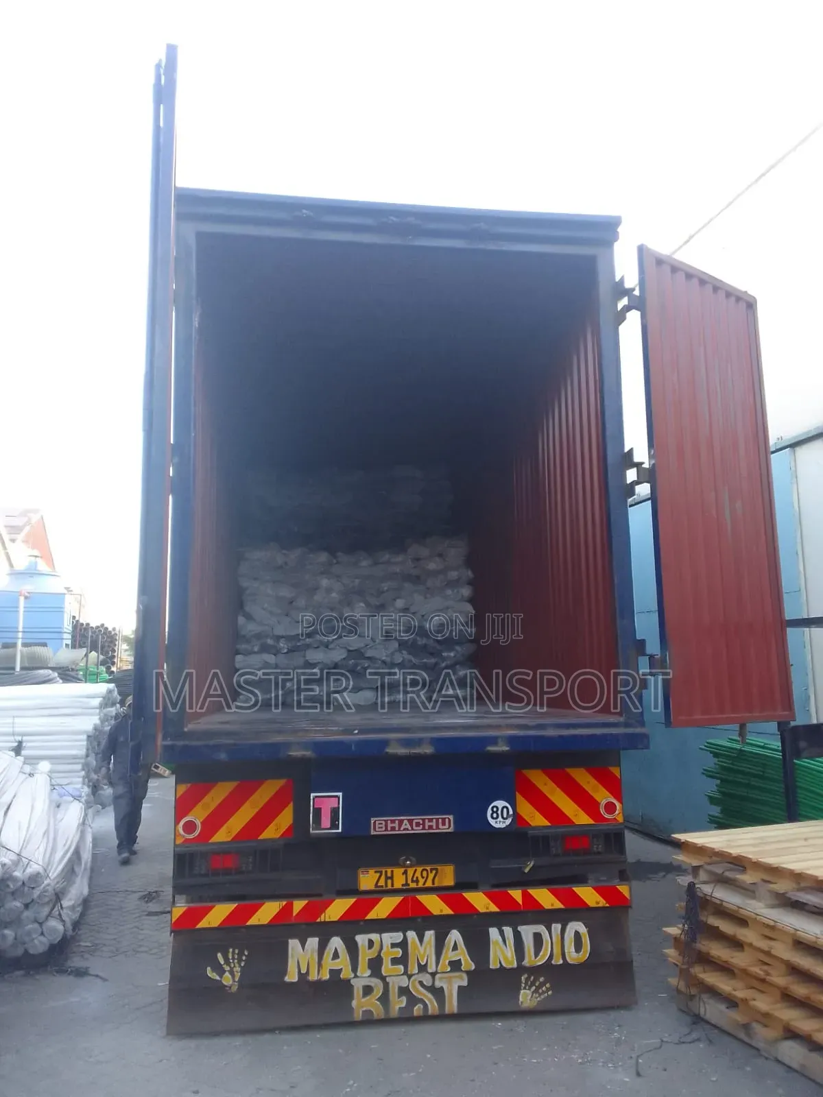 Trailer Available for Logistic Services