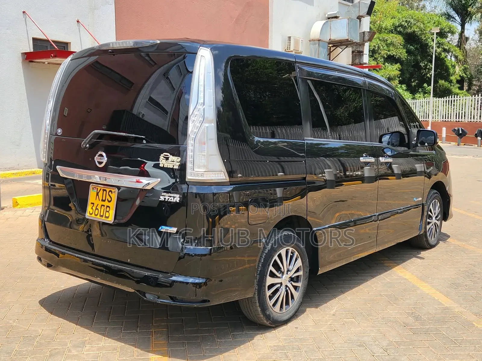 Nissan Serena 2016 Black