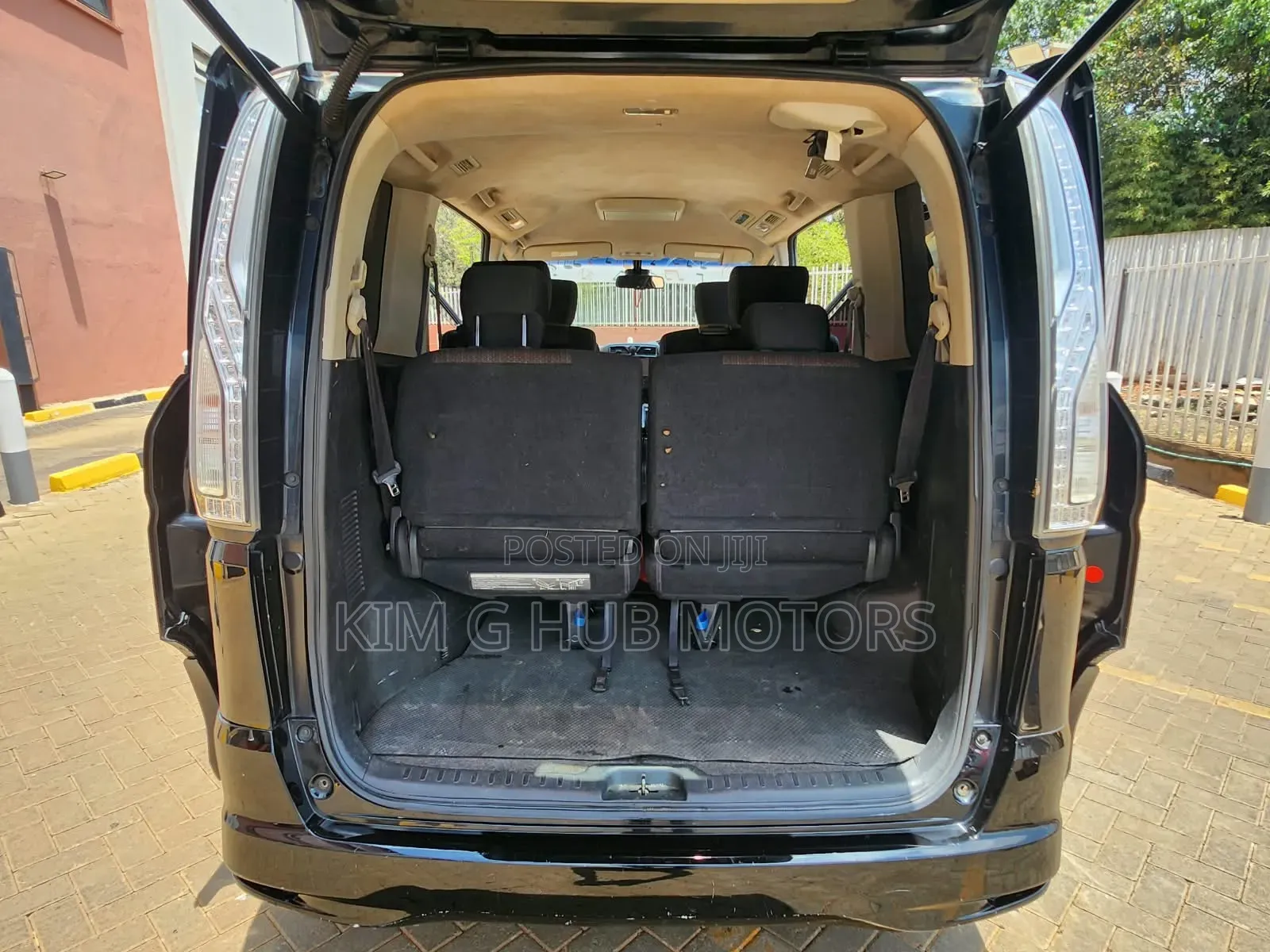 Nissan Serena 2016 Black