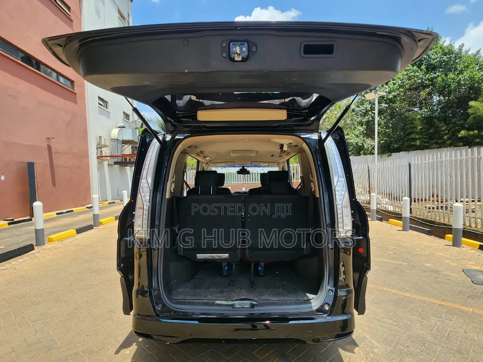 Nissan Serena 2016 Black