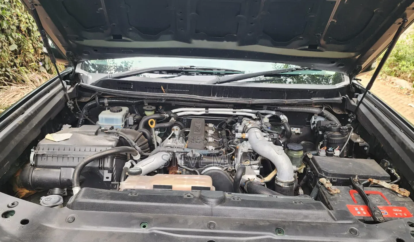 Toyota Land Cruiser Prado 3.0 D-4D (190 Hp) 7 seats 2014 Green