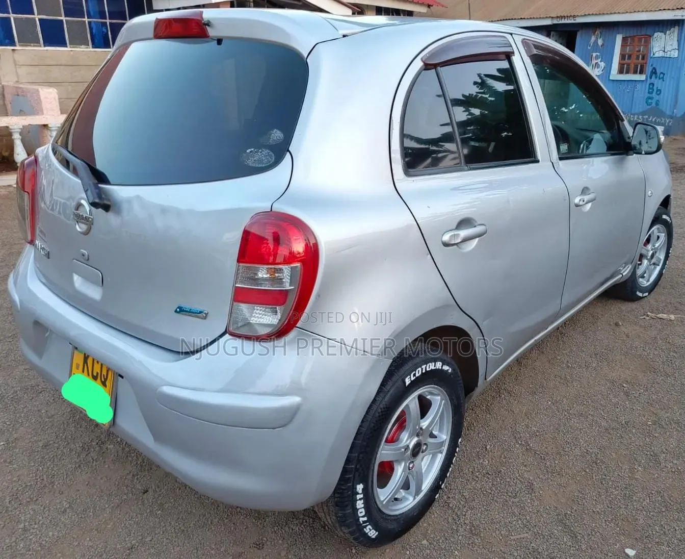 Nissan March 2011 Silver