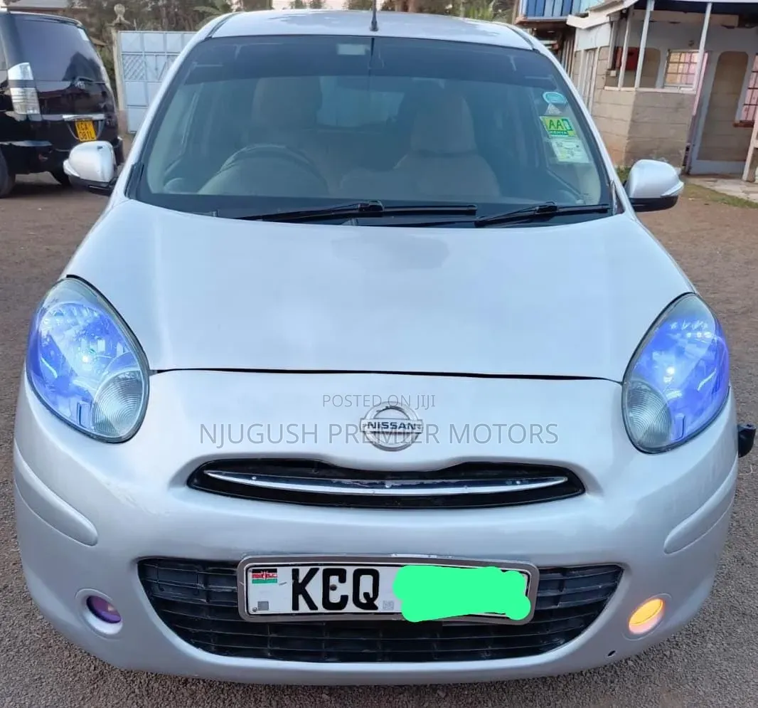 Nissan March 2011 Silver