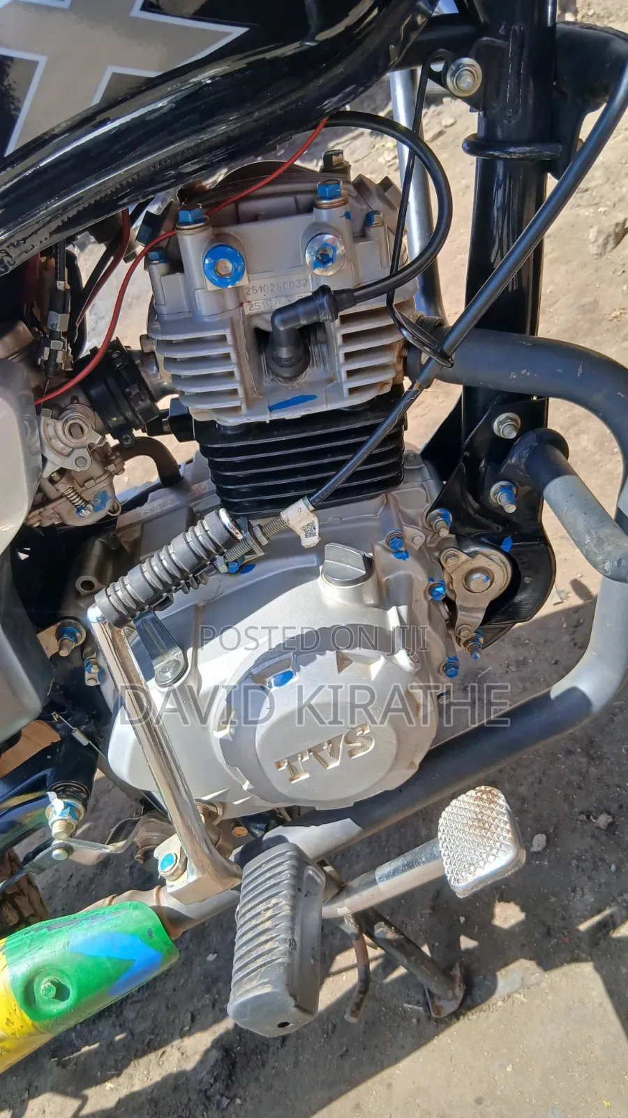 TVS HLX 125 2021 Black