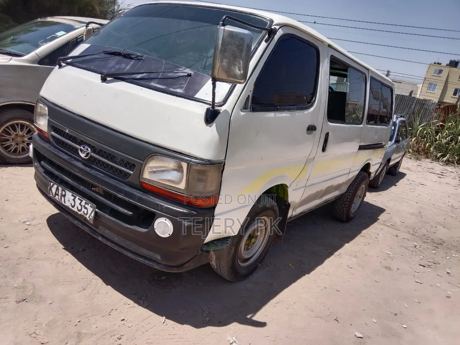 Toyota HiAce 1998 White