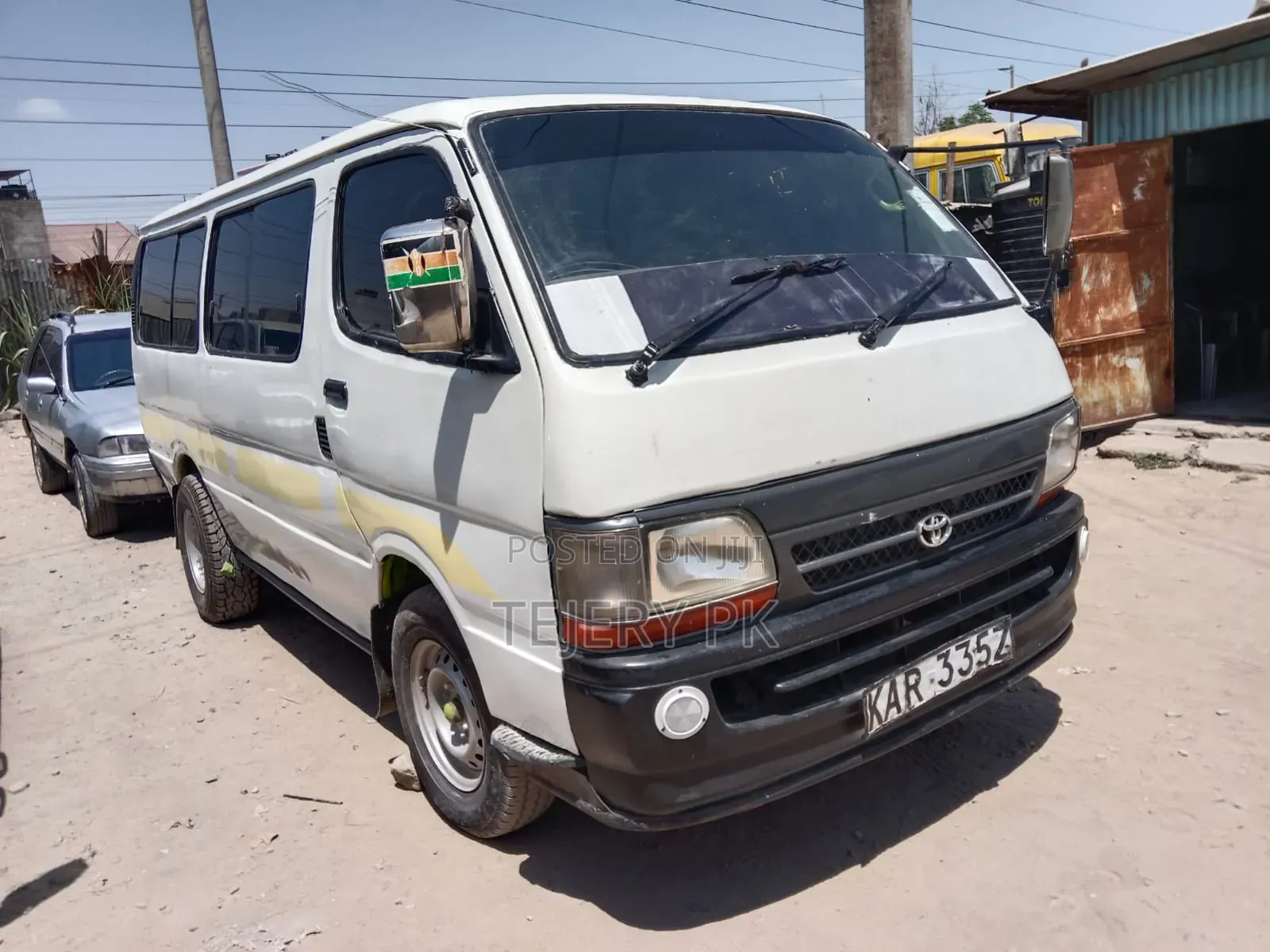 Toyota HiAce 1998 White
