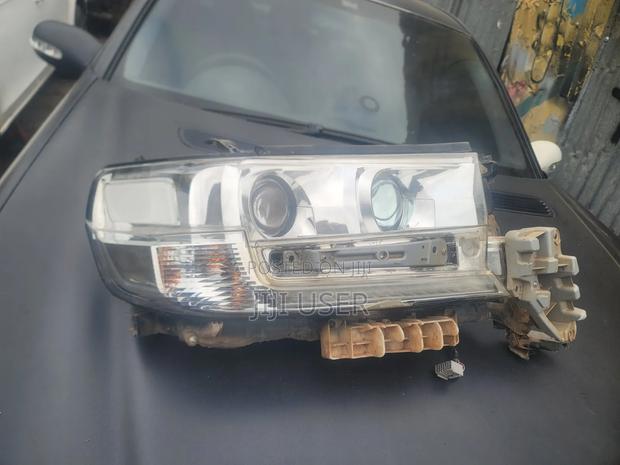 Landcruizer V8 Front Headlights - thumbnail 3