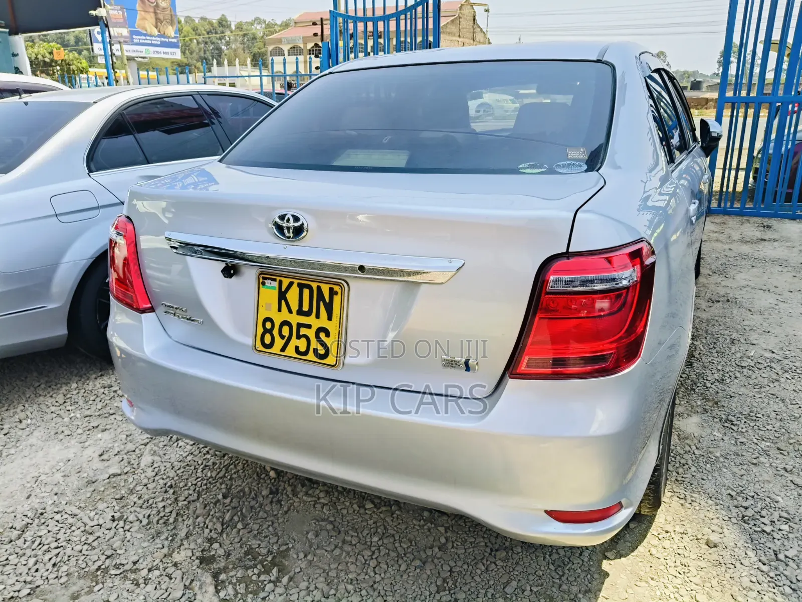 Toyota Axio 2016 Silver
