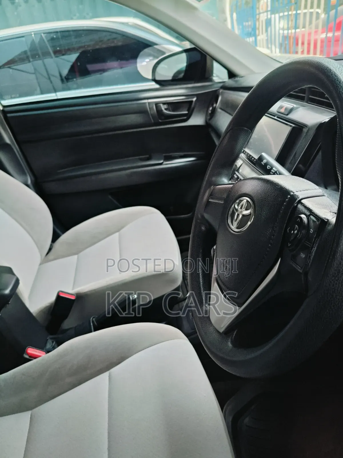 Toyota Axio 2016 Silver