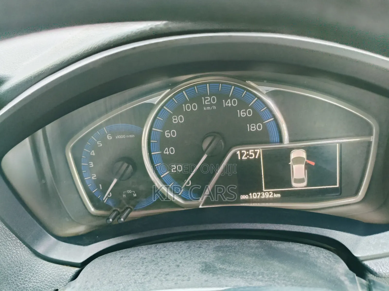 Toyota Axio 2016 Silver
