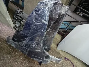 Premio 260 2011 Model Fender/Wing.