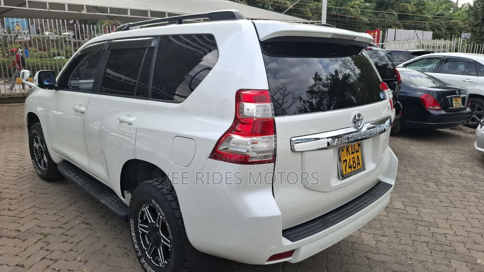 Toyota Land Cruiser Prado 2.7 VVT-i 2016 White