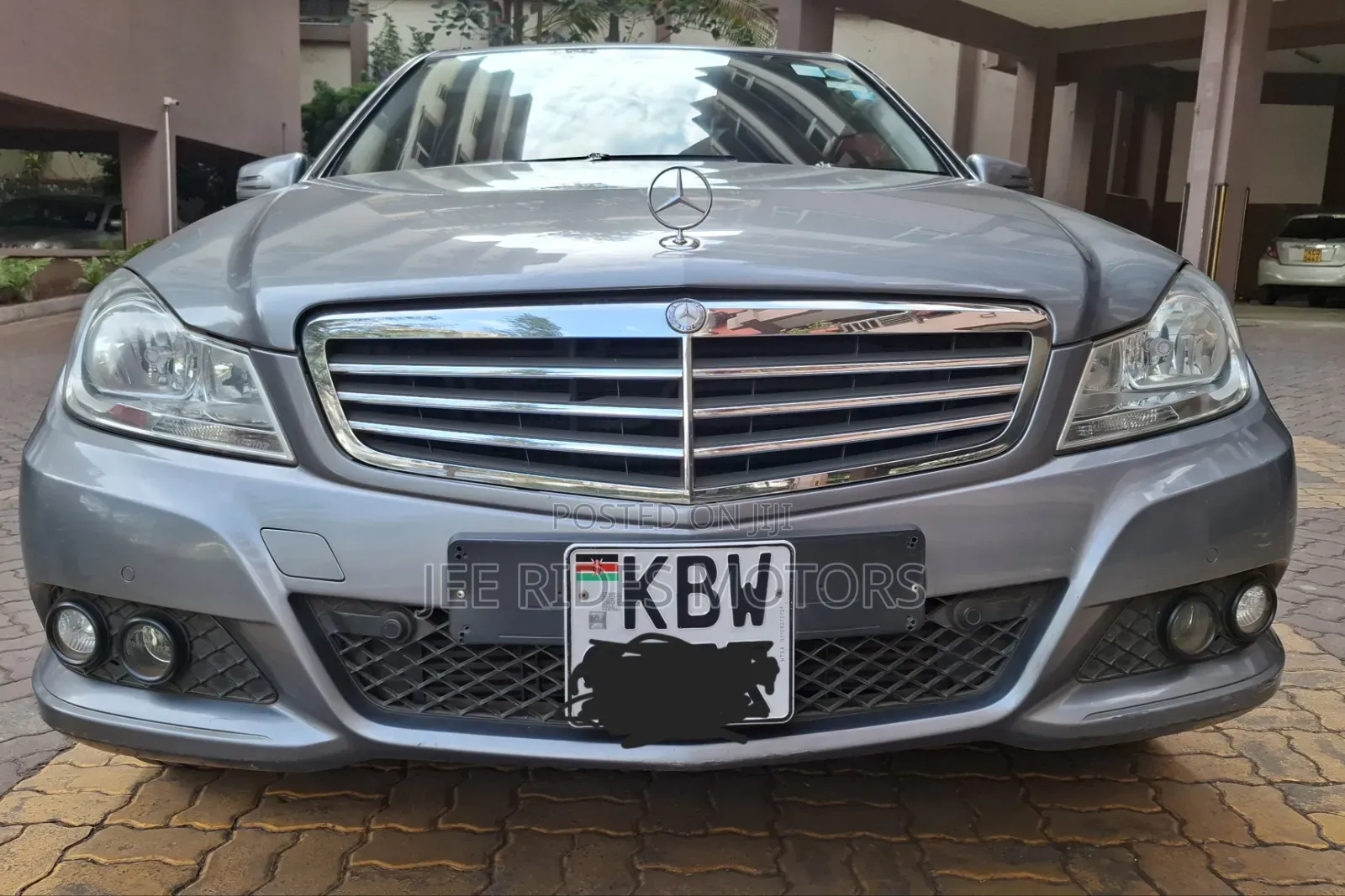 Mercedes-Benz C180 2013 Gray