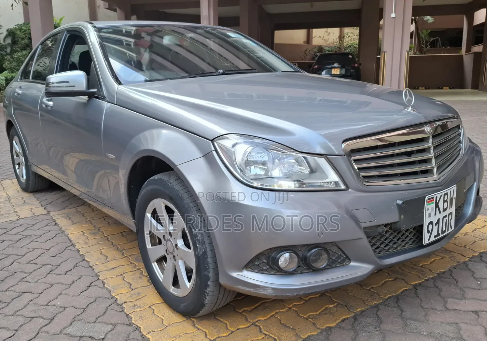 Mercedes-Benz C180 2013 Gray