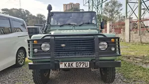 Land Rover Defender 1997 Green