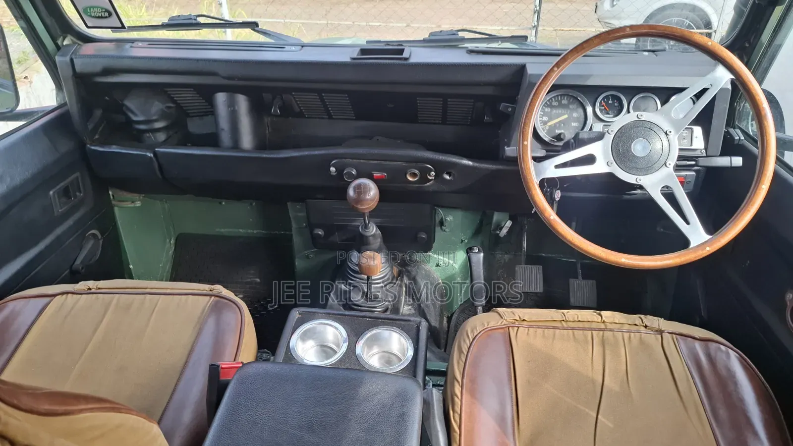 Land Rover Defender 1997 Green
