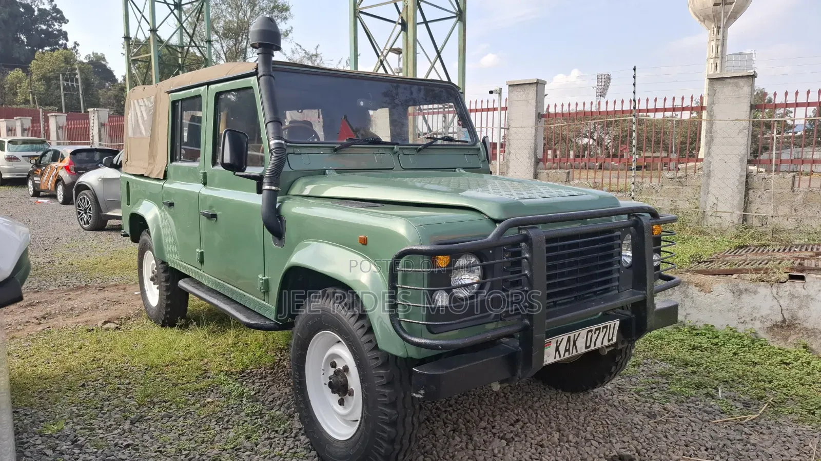 Land Rover Defender 1997 Green