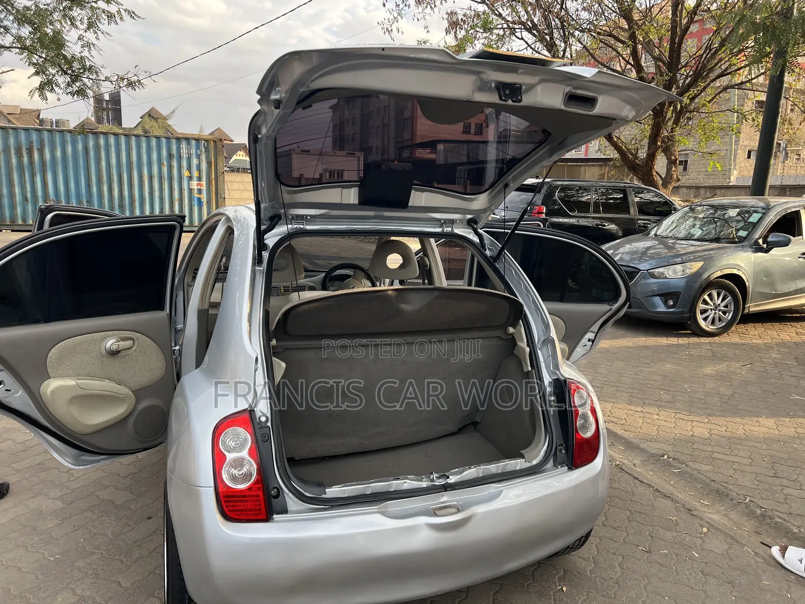 Nissan March 2006 Silver