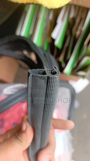 Black Rubber Car Door Seal Dust Rubber 5 Meters