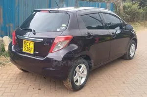 Toyota Vitz 2013 Black