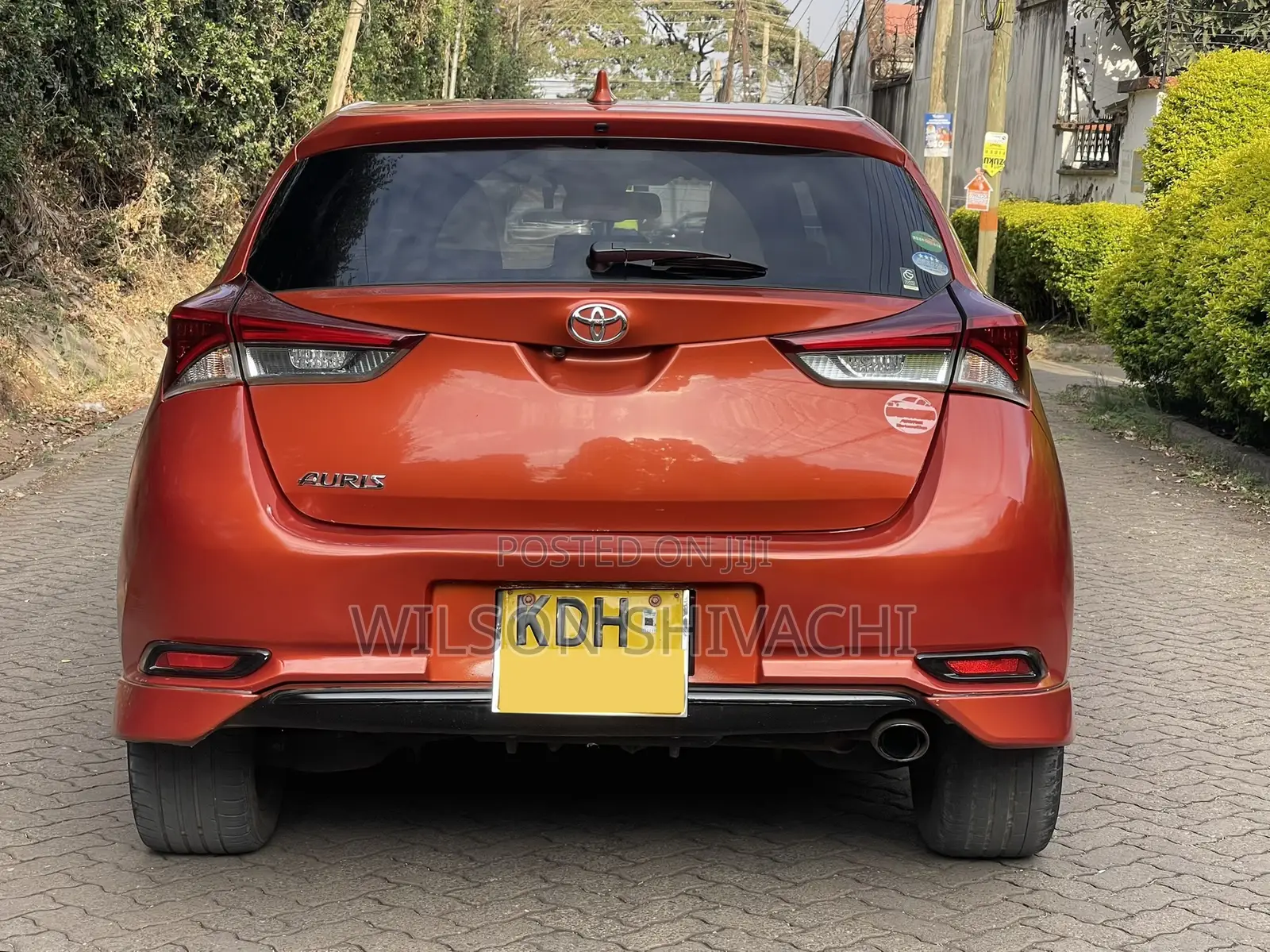 Toyota Auris 2016 Orange