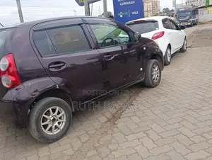 Toyota Passo 2013 Maroon
