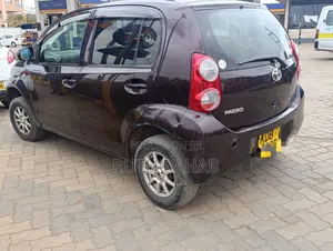 Toyota Passo 2013 Maroon