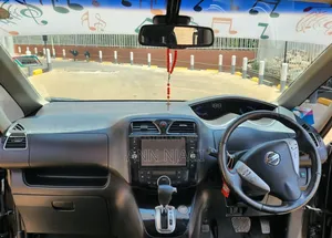 Nissan Serena 2016 Black