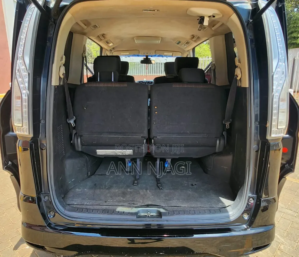 Nissan Serena 2016 Black