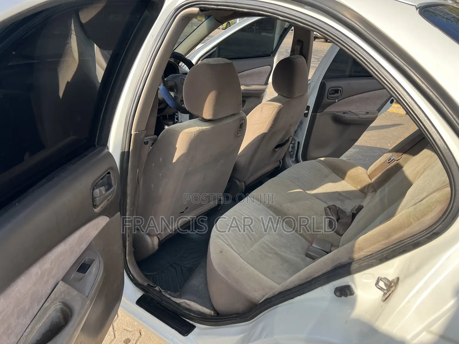 Nissan FB15 2005 Off white
