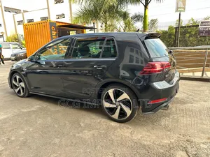 Volkswagen Golf GTI 2018 Black