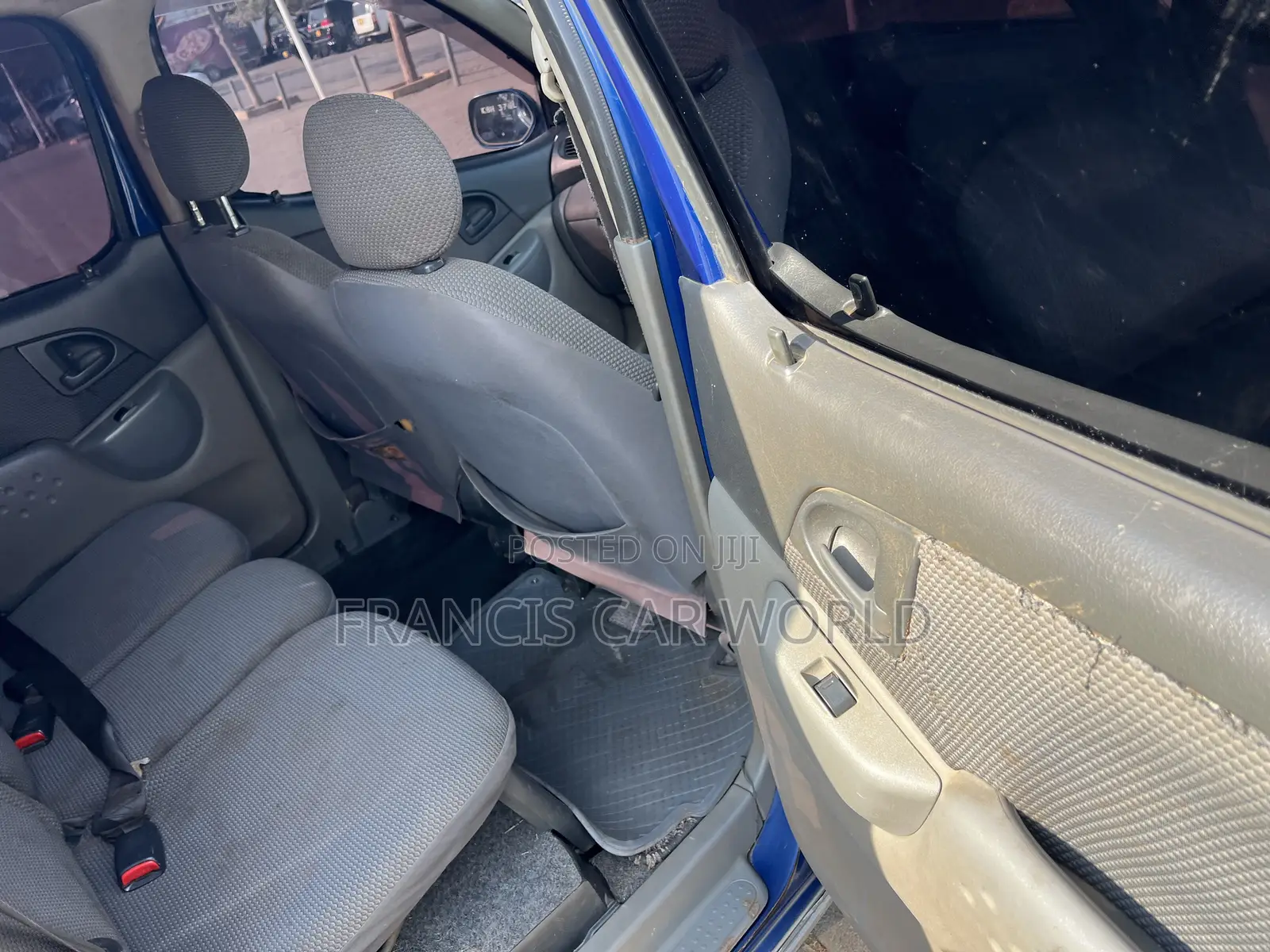 Toyota Porte 2005 Blue