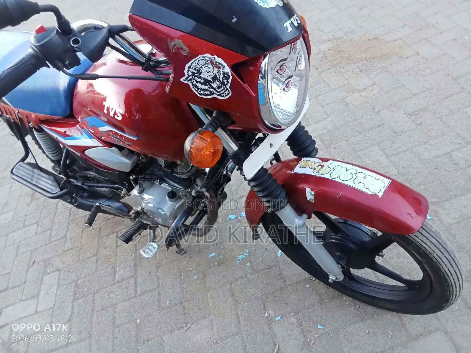 TVS HLX 125 2022 Red