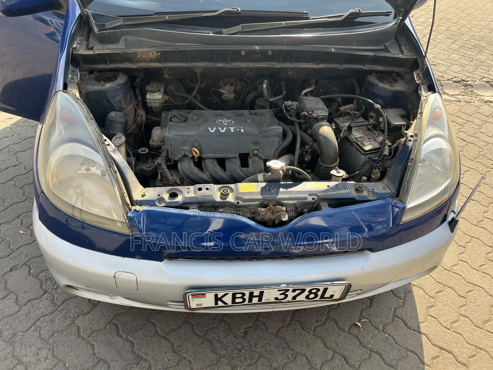 Toyota Porte 2005 Blue