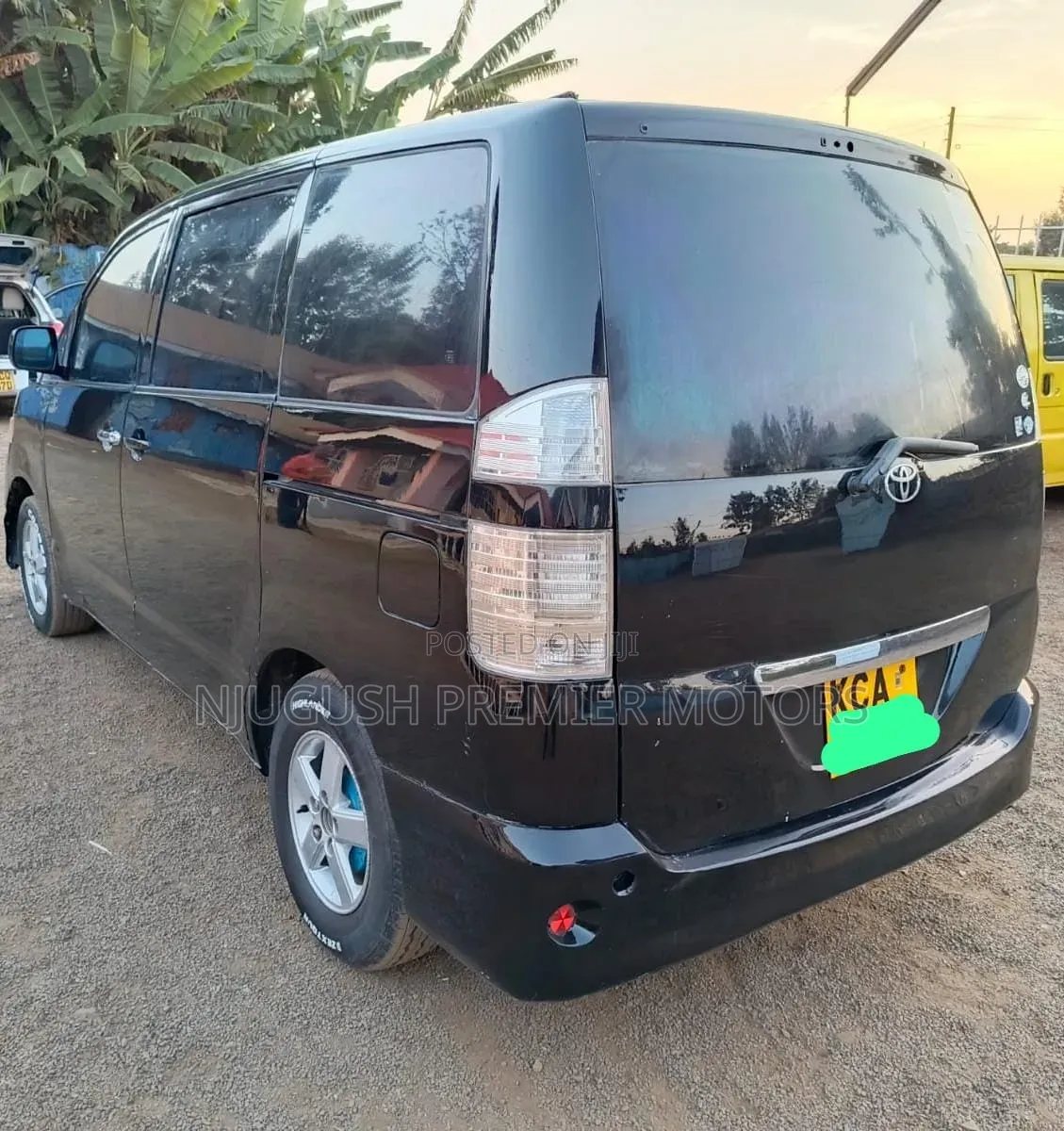 Toyota Voxy 2007 Black