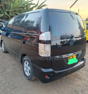 Toyota Voxy 2007 Black