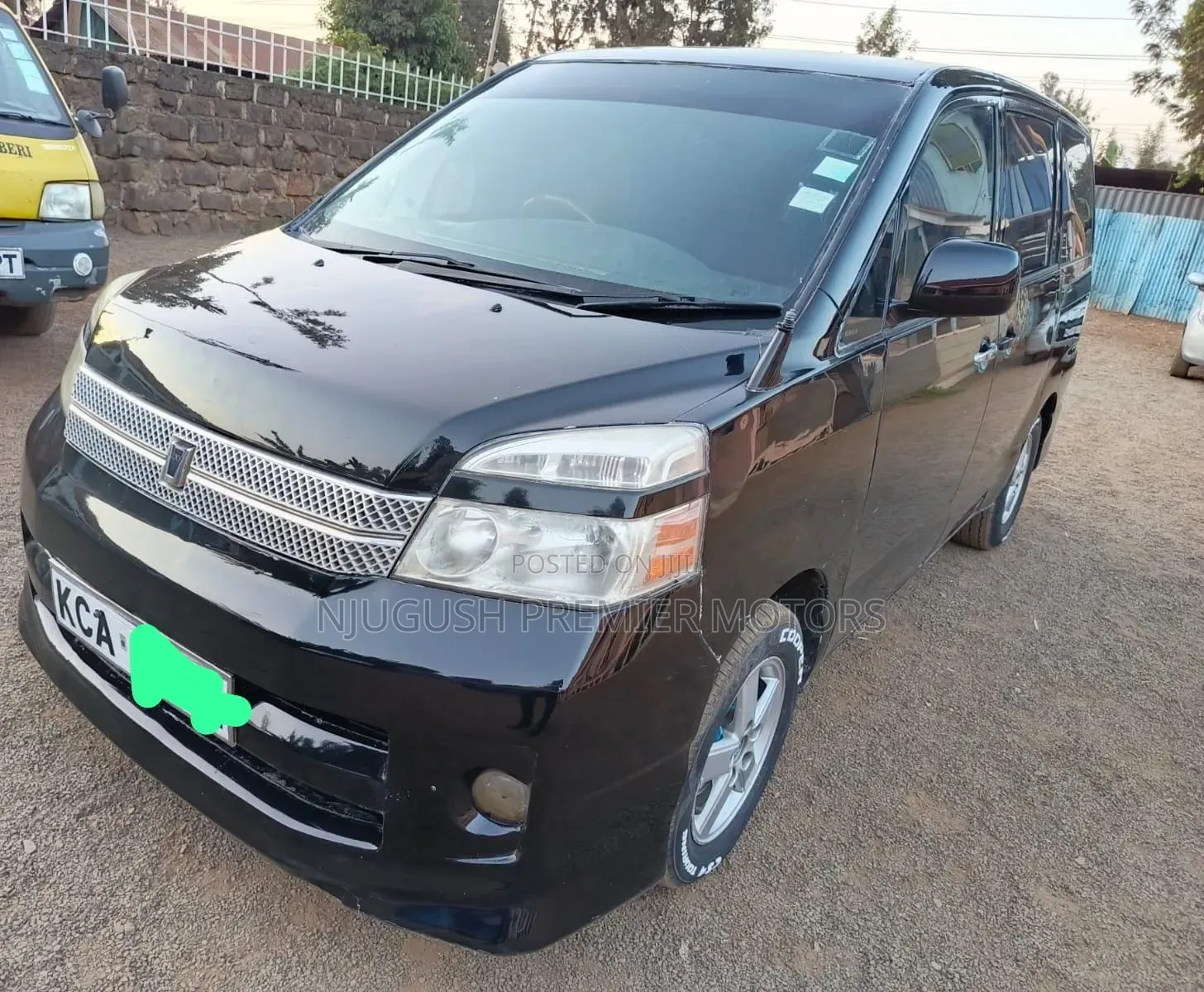 Toyota Voxy 2007 Black