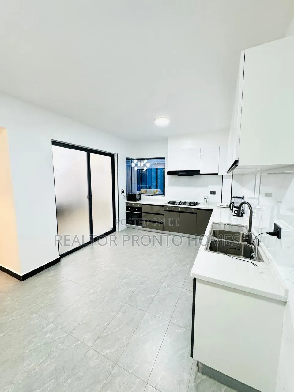 Furnished 4bdrm Apartment in Kileleshwa for rent