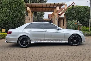 Mercedes-Benz E250 2010 Silver