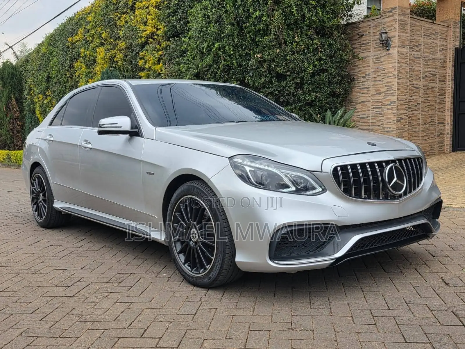 Mercedes-Benz E250 2010 Silver