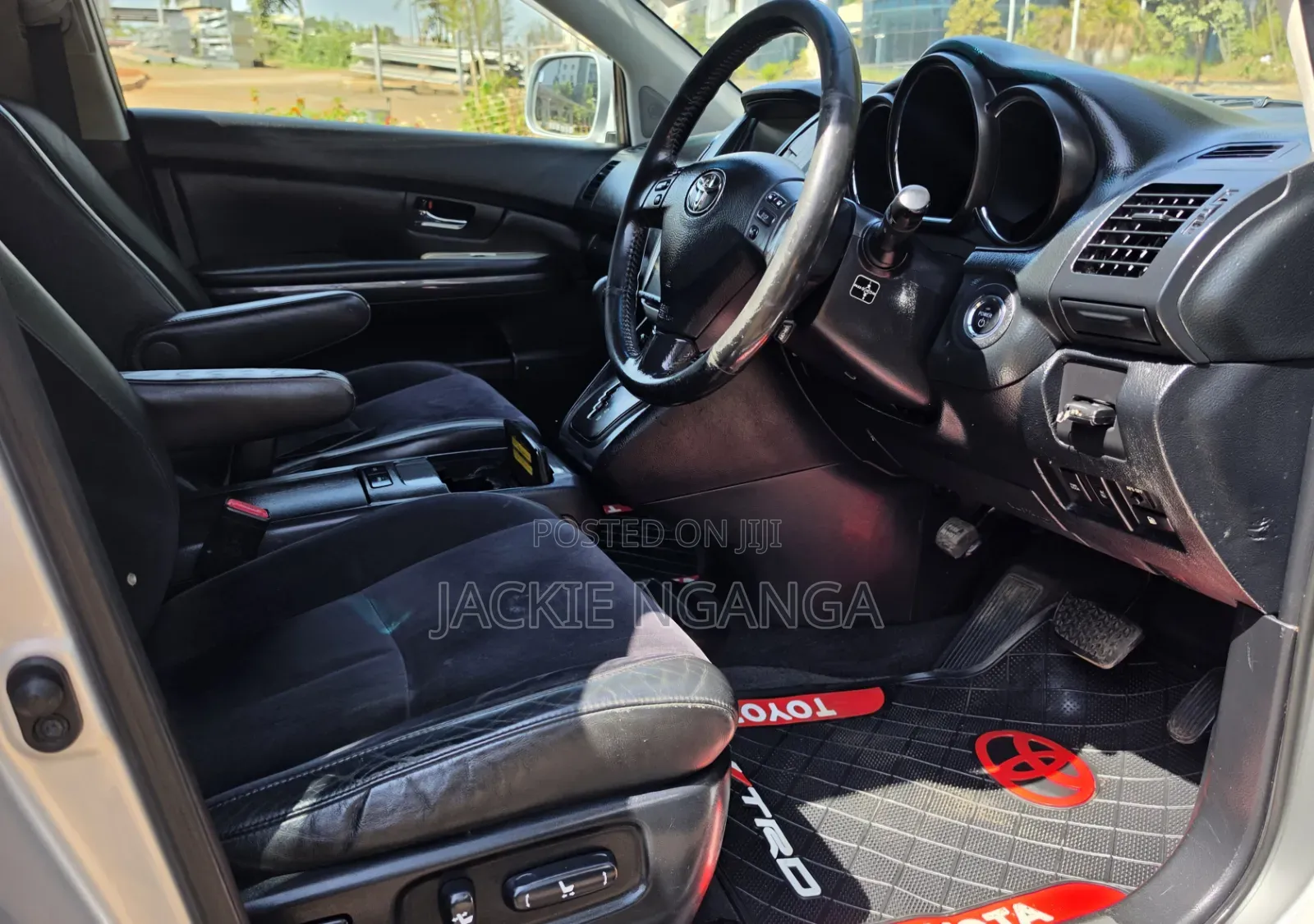 Toyota Harrier 2009 Silver