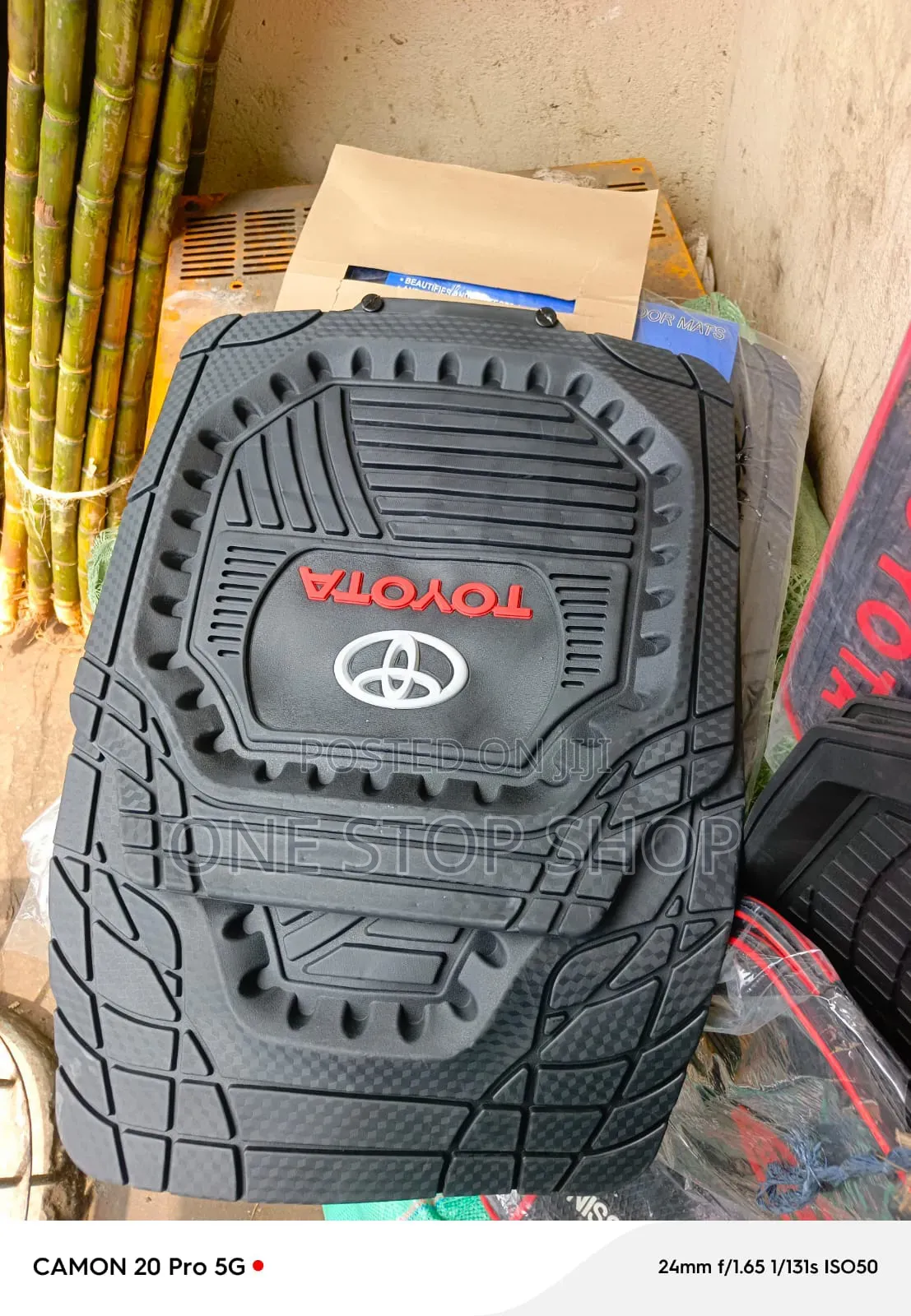 Toyota Deep Dish Design With Molded Channels to Trap Debris Floor Mats