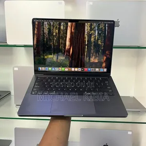 Laptop Apple MacBook Pro 2024 M4 16GB Apple M4 SSD 512GB