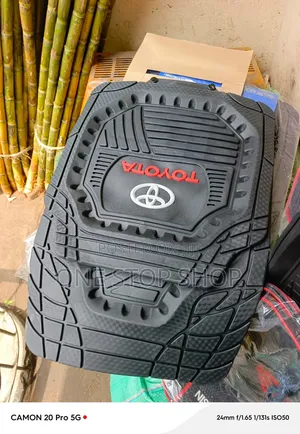 Non Slip Textured All Weather Toyota 5pc Floor Mats